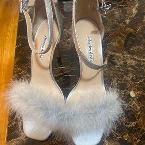 Charles David silver feather pumps
